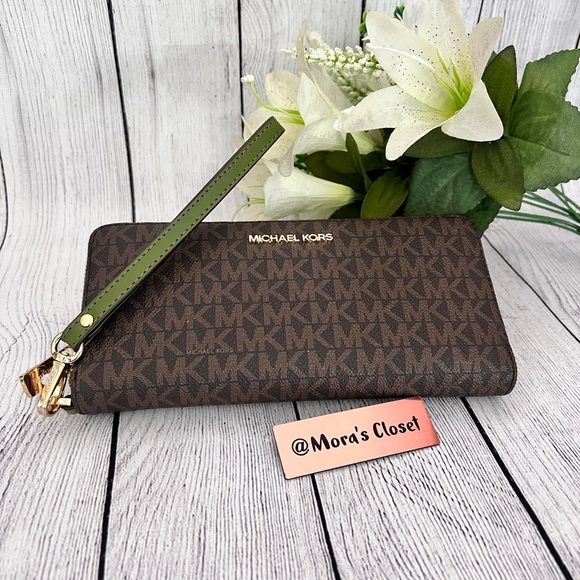 🦋Michael Kors LG Continental Wallet Evergreen - Picture 1 of 9